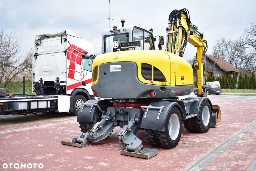 Wacker Neuson EW 100 Koparka kołowa 10.5 T/ Powertilt/ 4 Łyżki/ Podpory + Pług/ 2021/ 3.700 Mth/ Sprowadzona z Austri ! - 8