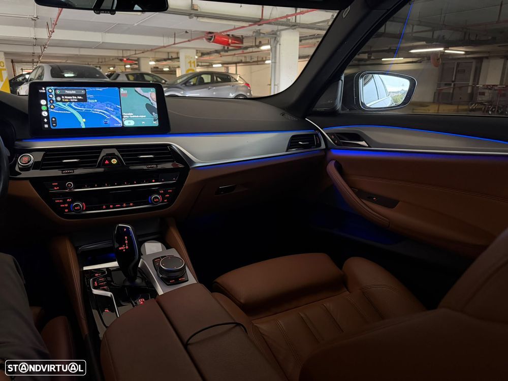 BMW 520 d Pack M Auto — fotografia 15