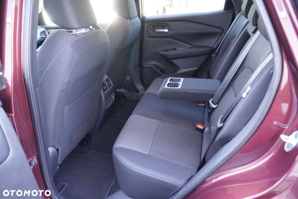 Nissan Qashqai 1.3 DIG-T MHEV Xtronic N-Connecta - 12