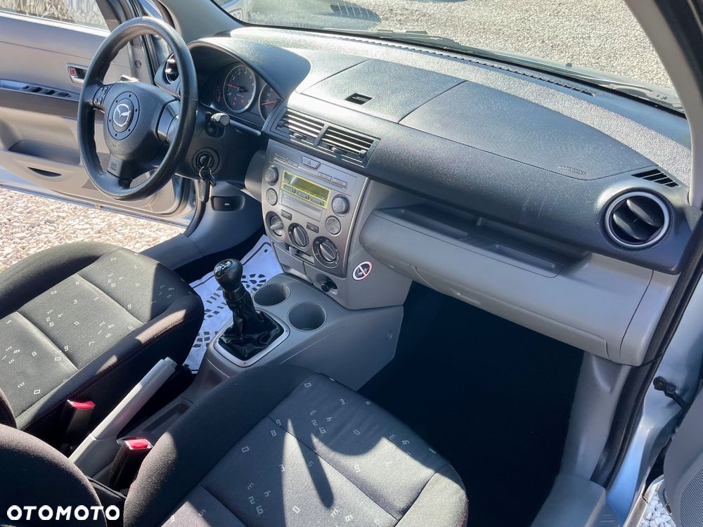 Mazda 2 1.4l Active - 32
