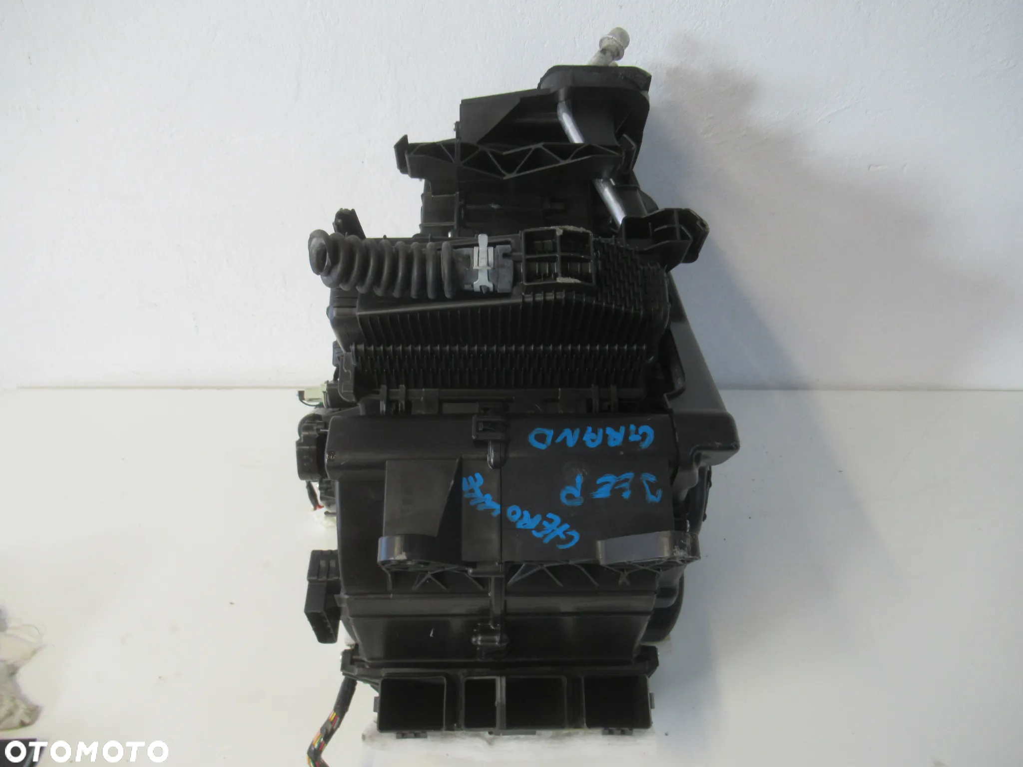 NAGRZEWNICA JEEP CHEROKEE V KL 2.0d 170KM MultiJet 4x4 P68247611AD 68247611AD AA443270-2574  2013-2018 - 5