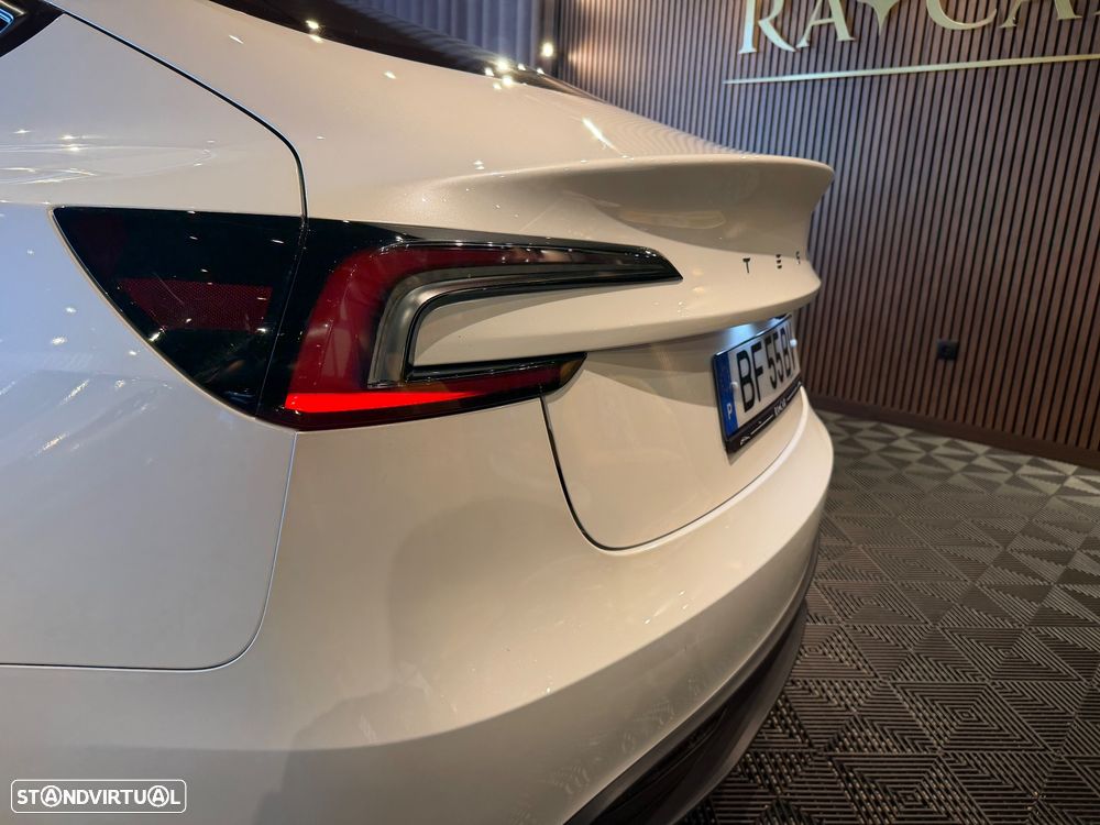 Tesla Model 3 Tração Traseira Premium - 17