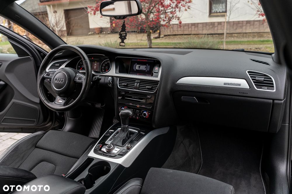 Audi A4 Avant 2.0 TDI DPF quattro S tronic S line Sportpaket - 19