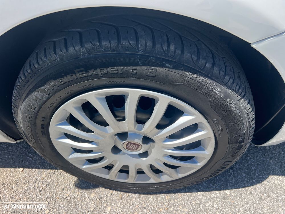Fiat Punto 1.3 M-Jet Lounge S&S - 8