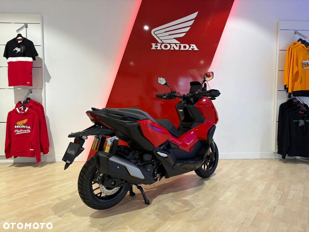 Honda ADV350 - 5