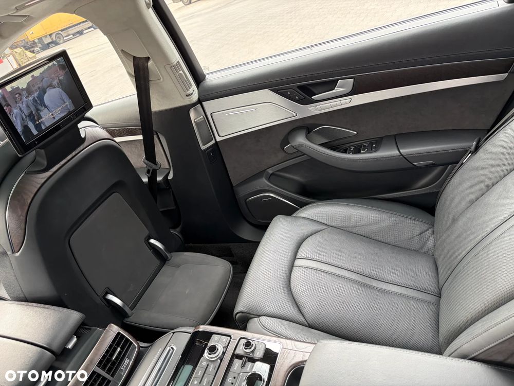 Audi A8 3.0 TDI clean diesel L Quattro - 26