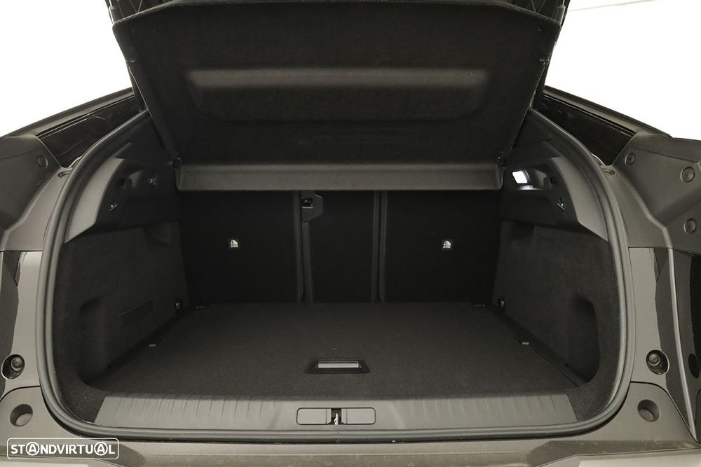 Peugeot 3008 1.2 Hybrid Allure e-DCS6 - 18