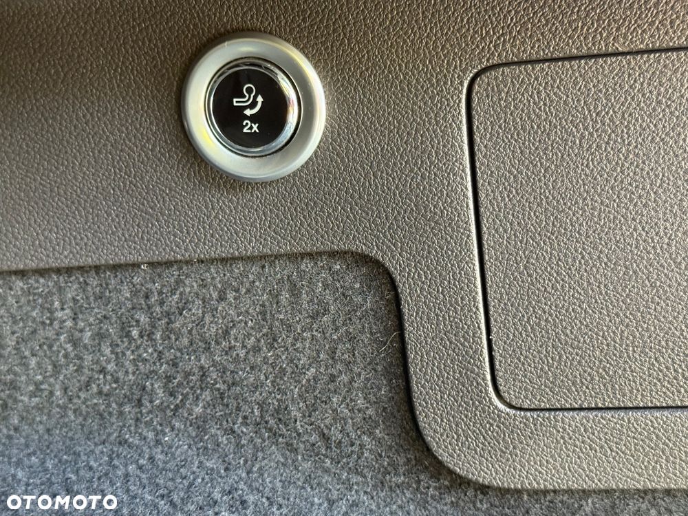 Ford Kuga 1.5 EcoBoost 2x4 ST-Line - 22