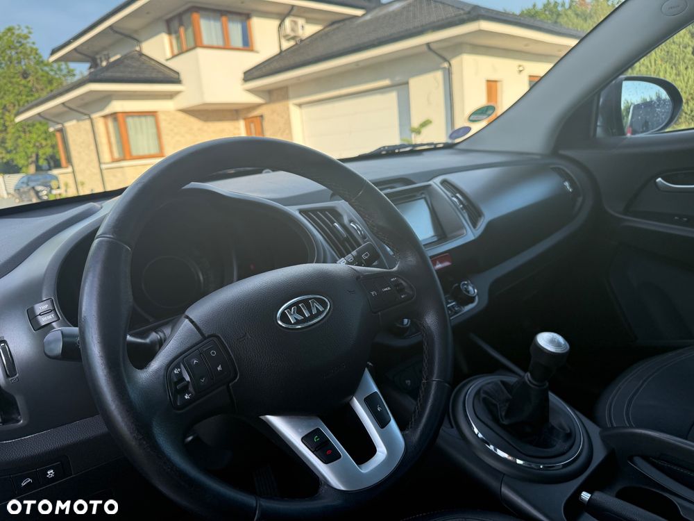 Kia Sportage 2.0 CVVT 2WD Vision - 19