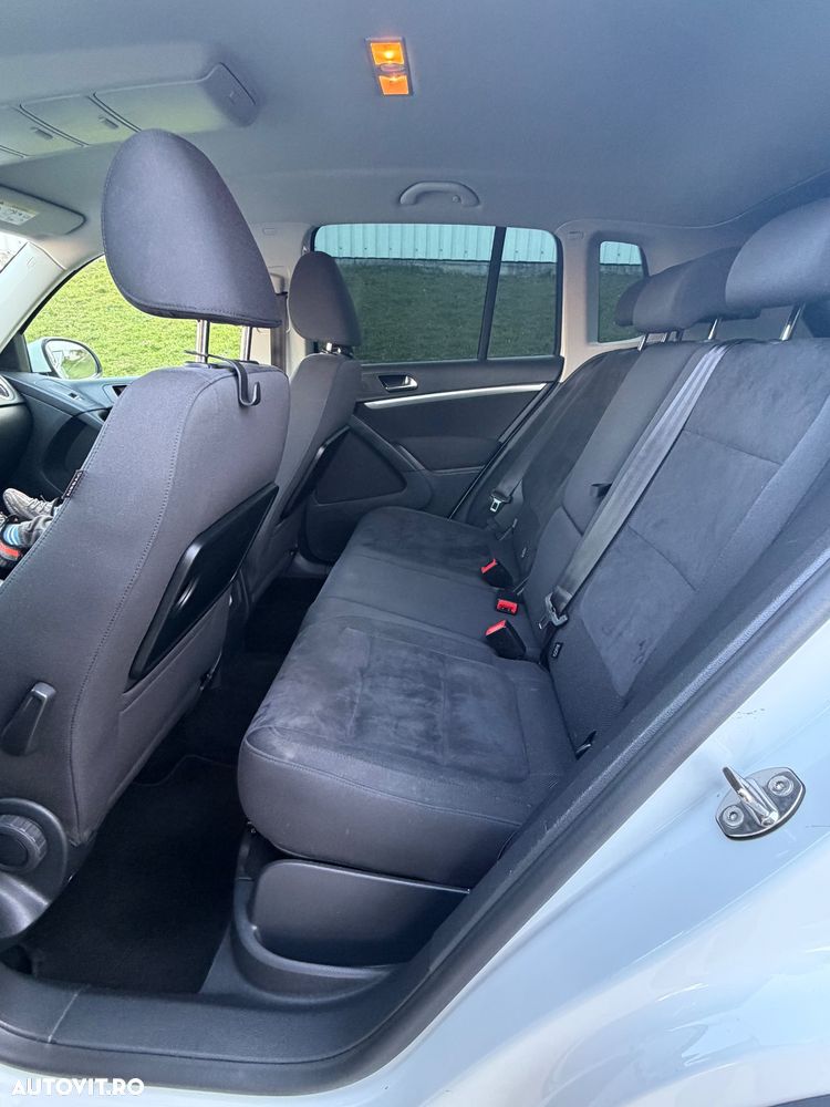 Volkswagen Tiguan 2.0 TDI DPF 4Motion BlueMotion Technology DSG Exclusive - 7