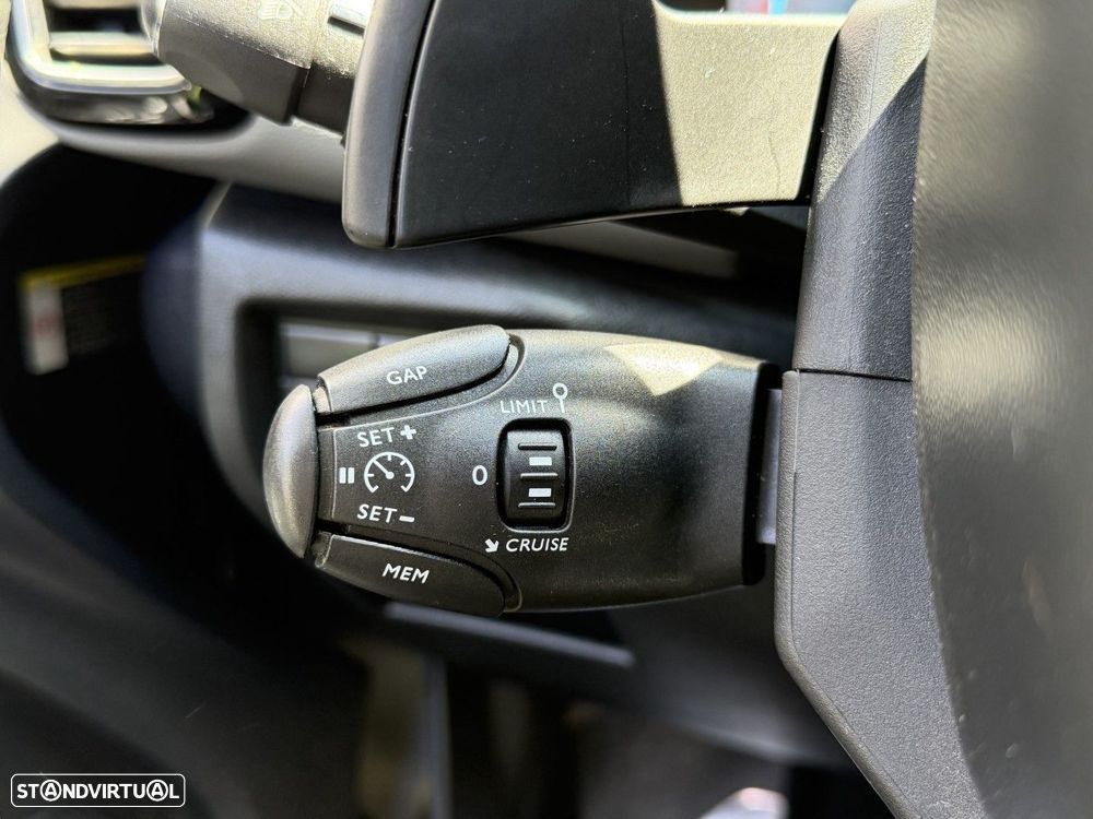 Citroën C5 Aircross 1.6 Hybrid Shine e-EAT8 - 48