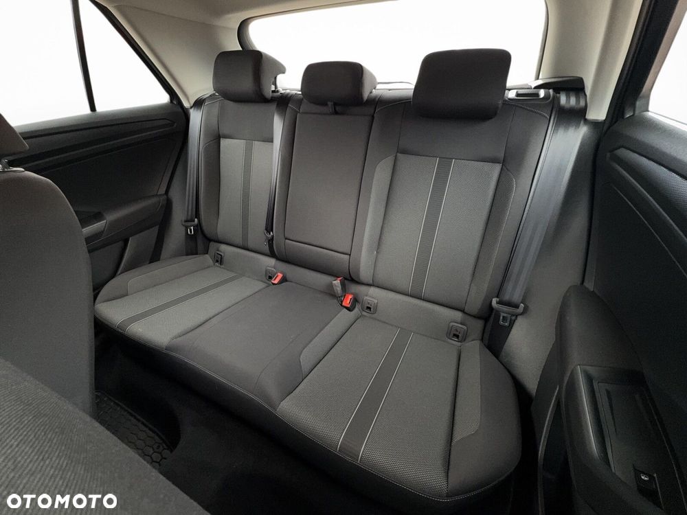 Volkswagen T-Roc - 24