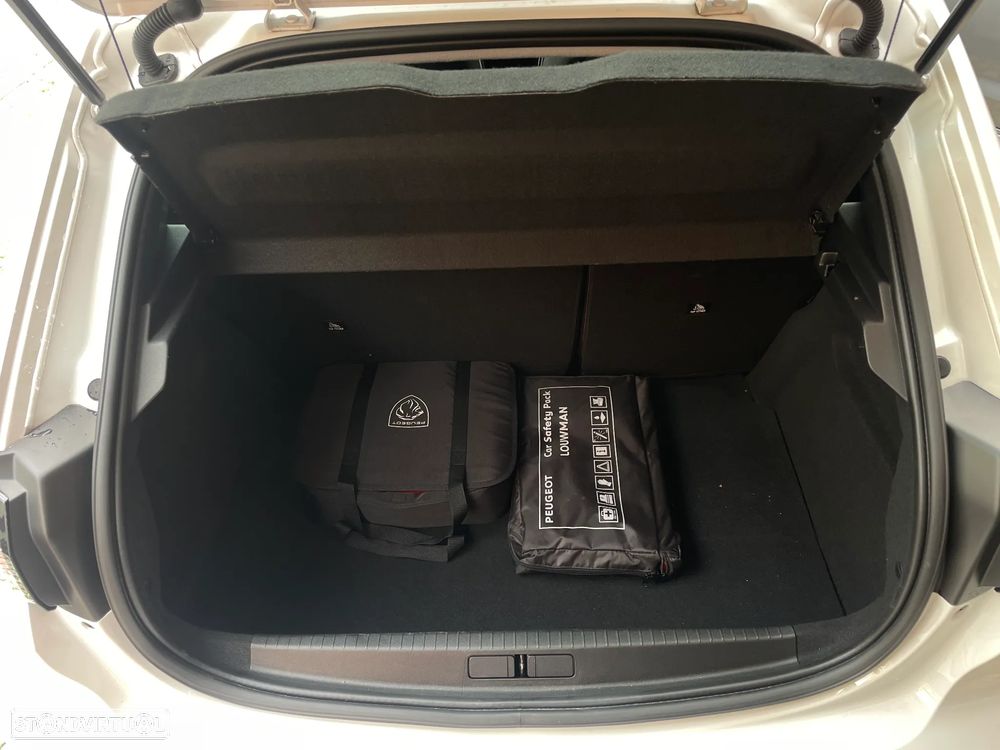 Peugeot e-208 Active Pack - 11