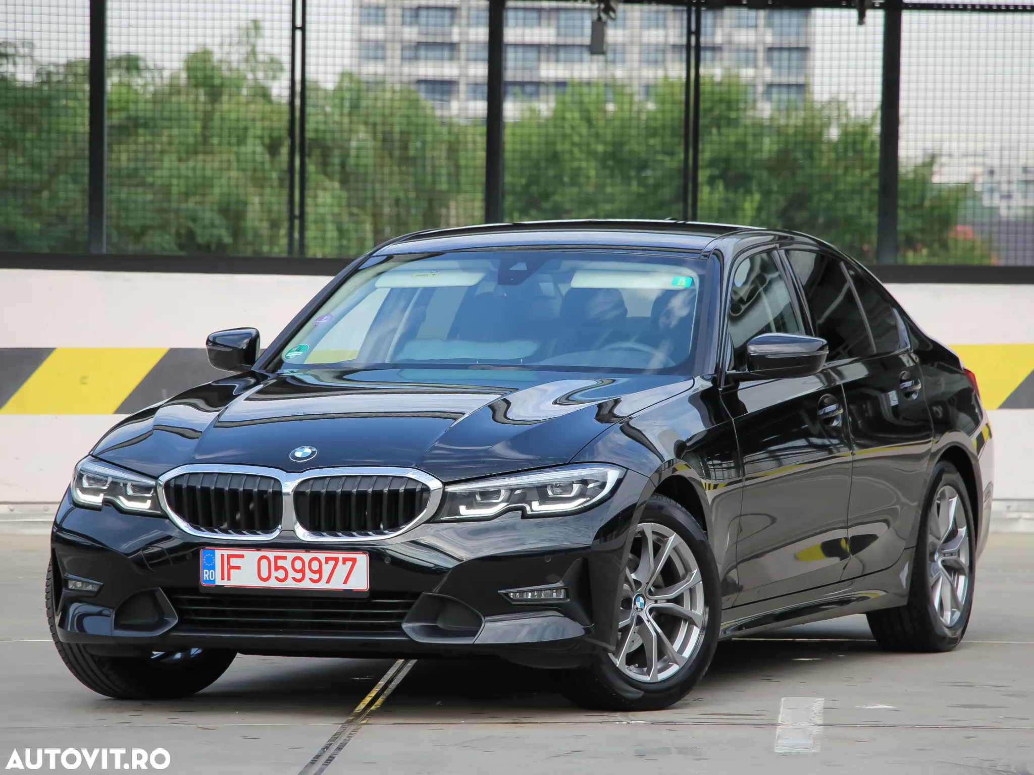 BMW Seria 3 320i Aut. Sport Line - 8