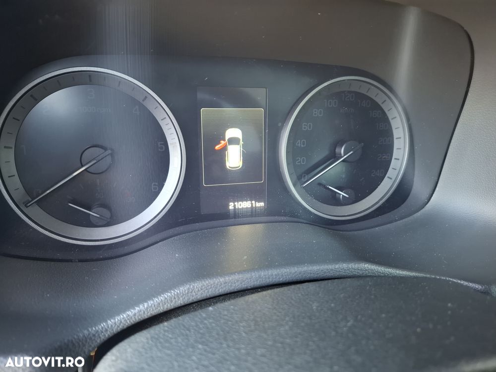 Hyundai Tucson 2.0 CRDI 4WD 6AT Luxury+ - 14