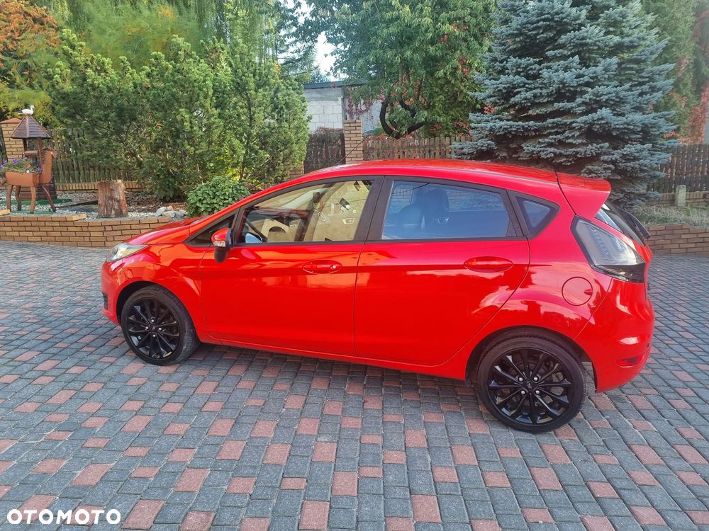 Ford Fiesta - 24