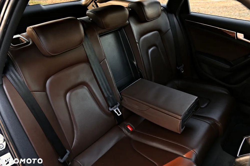 Audi A4 Avant 2.0 TDI DPF multitronic S line Sportpaket - 9