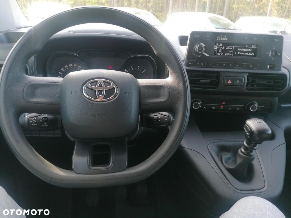 Toyota ProAce - 15