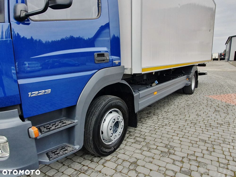 Mercedes-Benz ATEGO 1223 CHŁODNIA THERMO KING -30 +30*C / WINDA BAR - 30