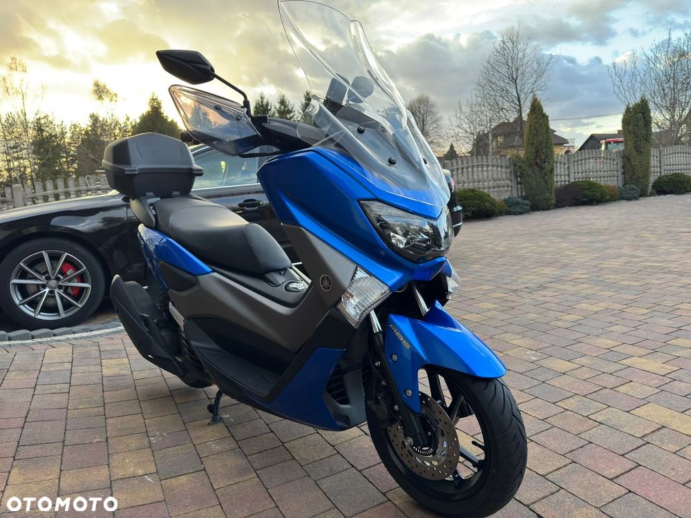 Yamaha NMAX - 17