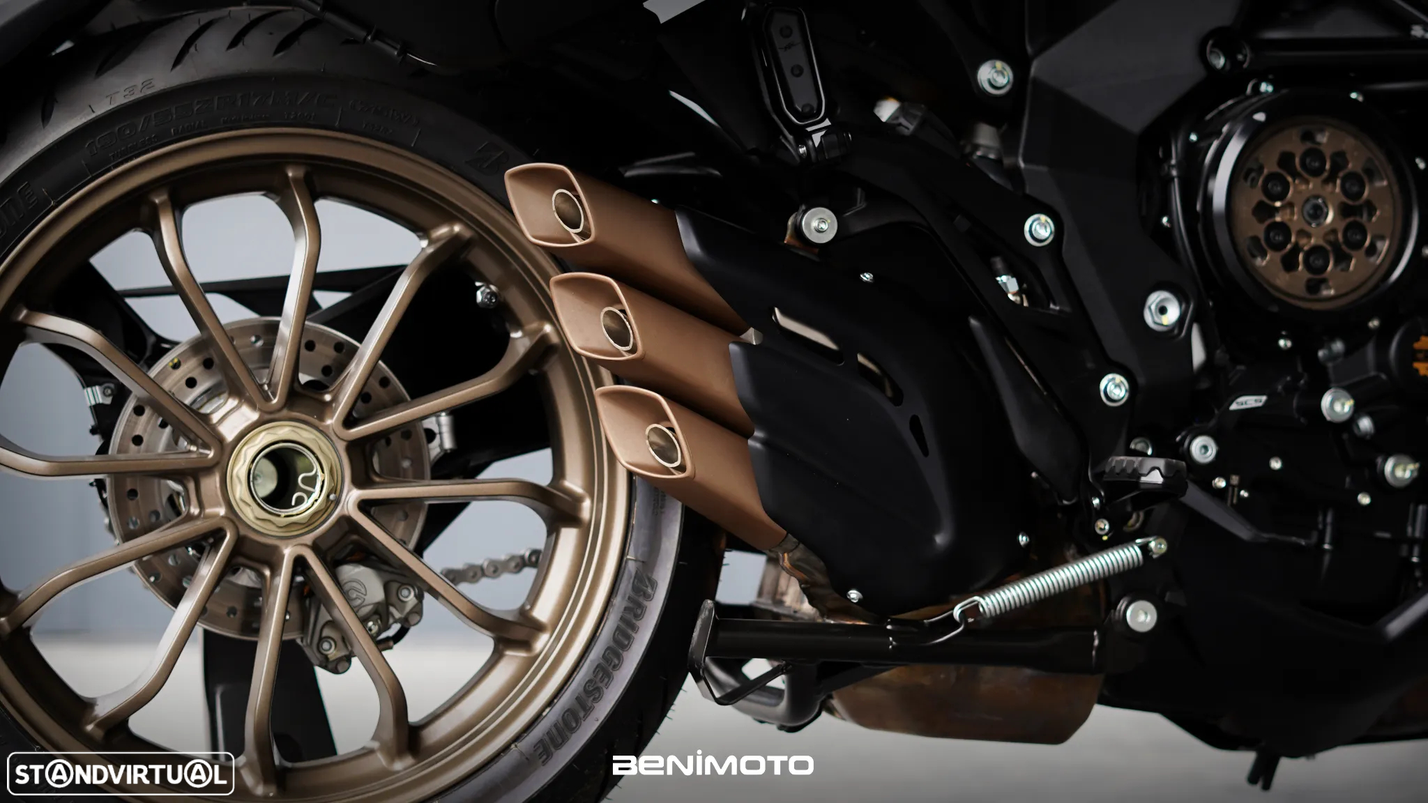 MV Agusta Turismo Veloce Lusso SCS - 10