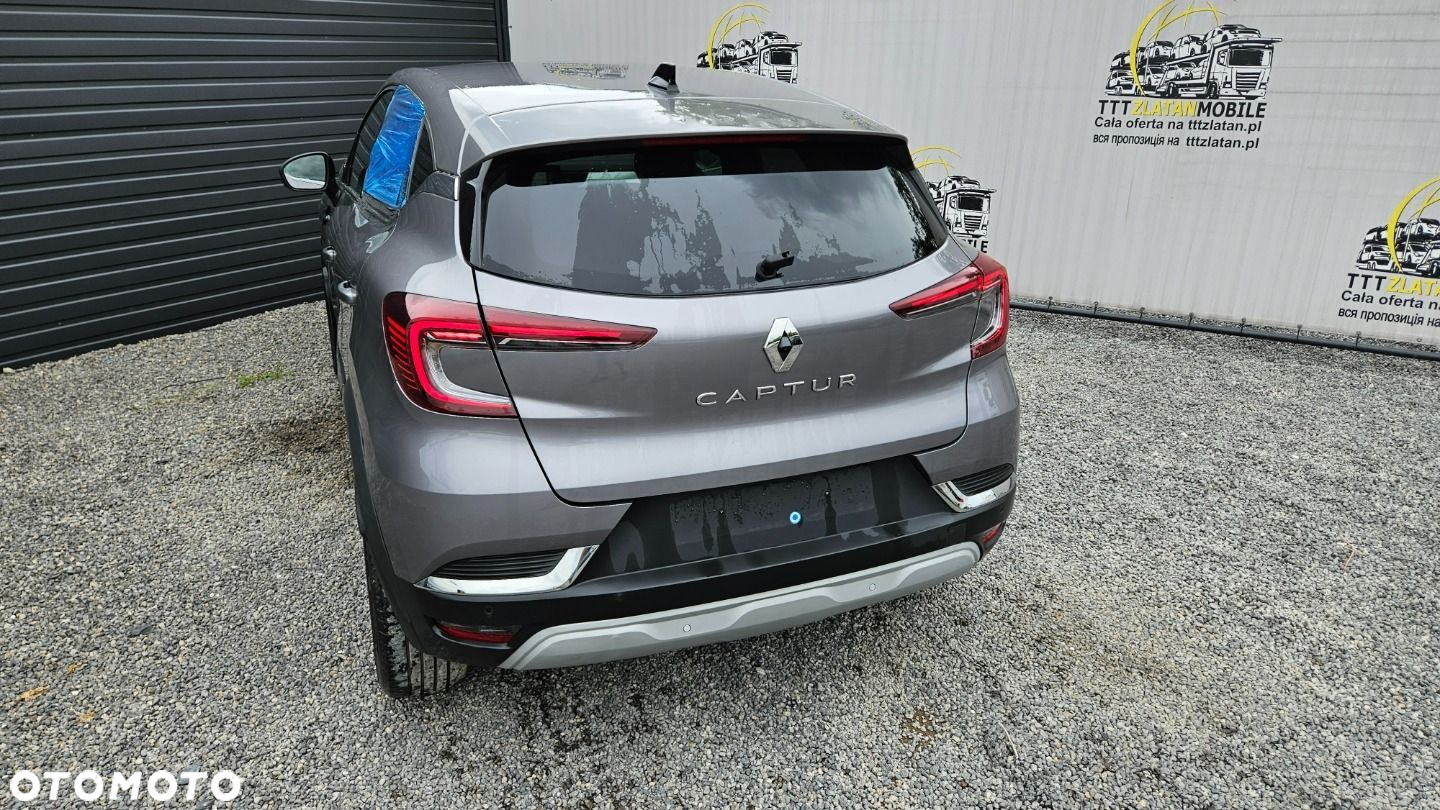 Renault Captur - 22