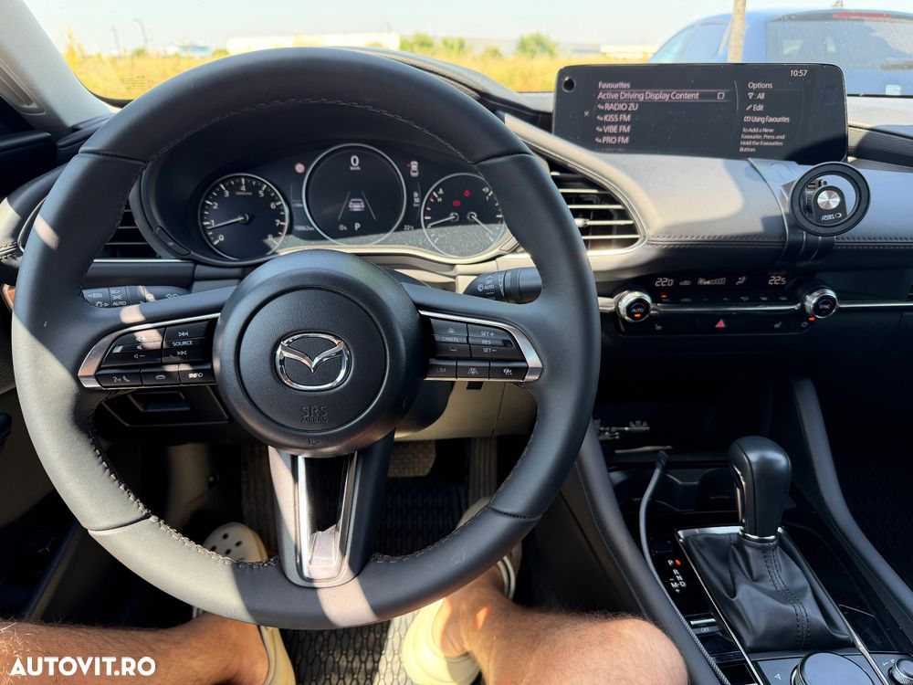 Mazda 3 e-Skyactiv G150 AT MHEV Exclusive-Line - 7