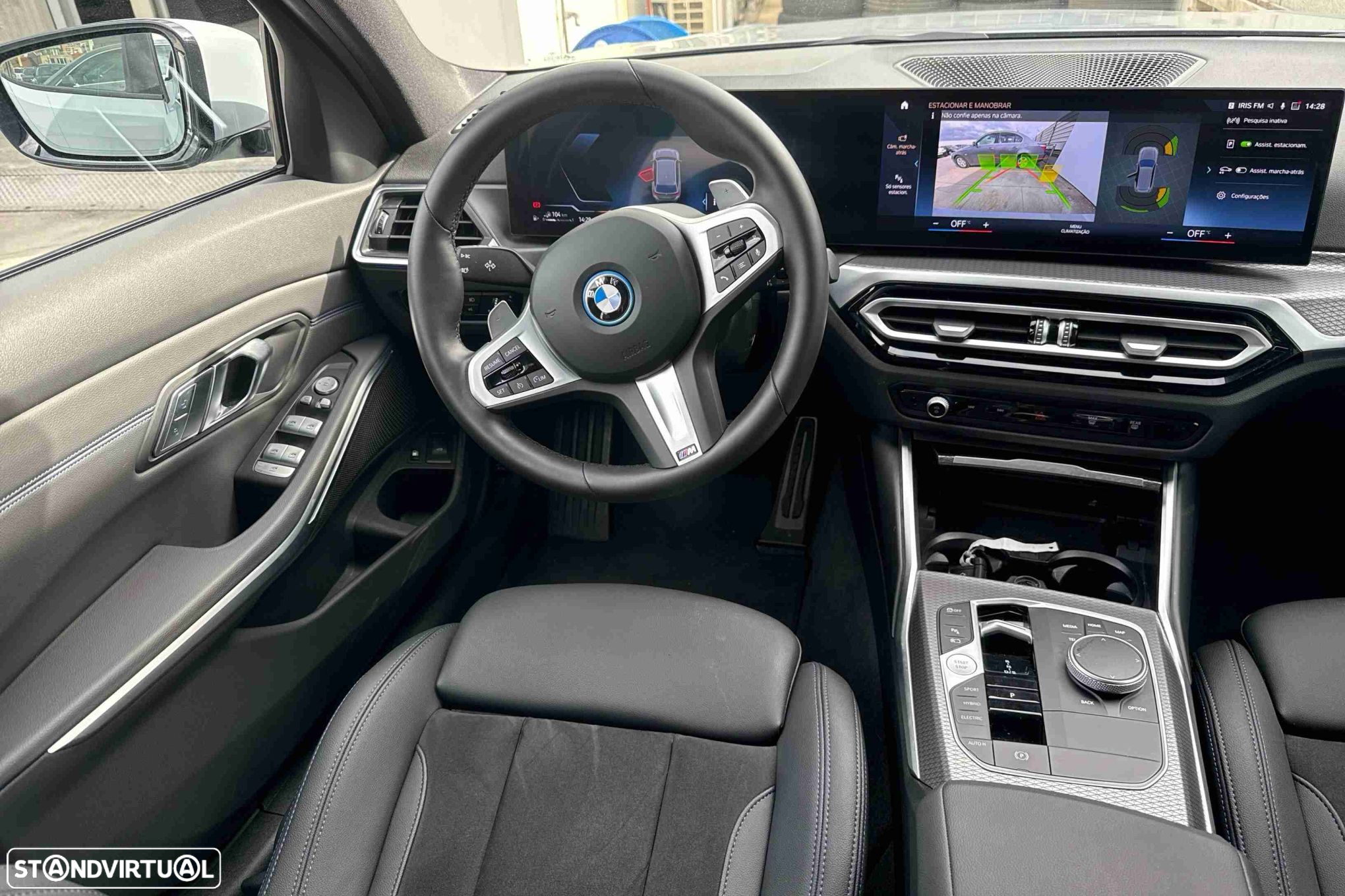 BMW 320 e Touring Pack Desportivo M Auto - 11