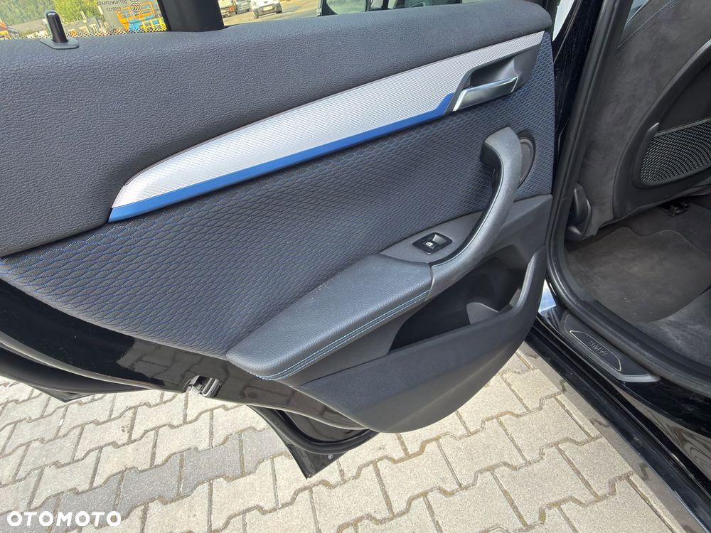 BMW X1 xDrive18d M Sport - 28