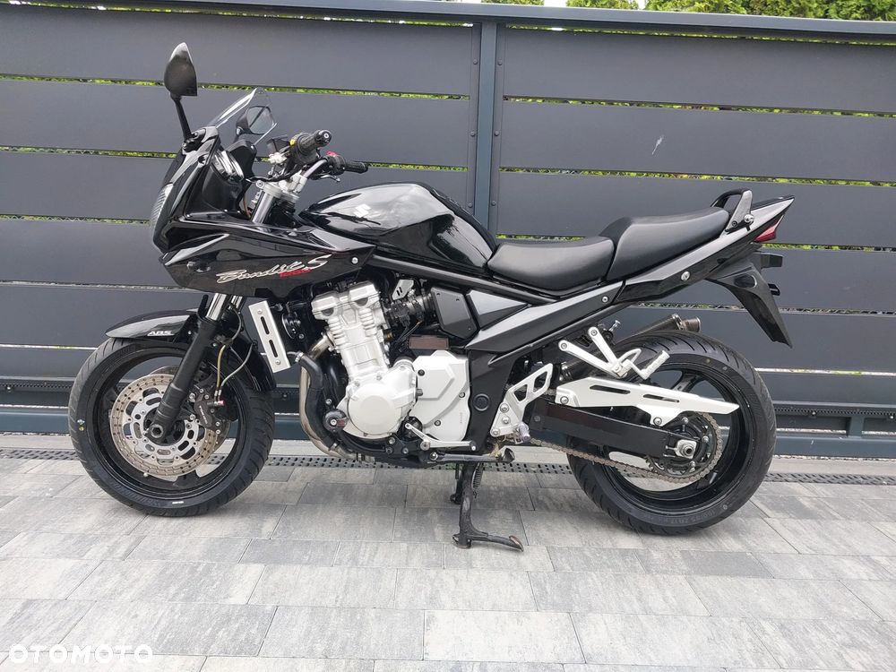 Suzuki Bandit - 1