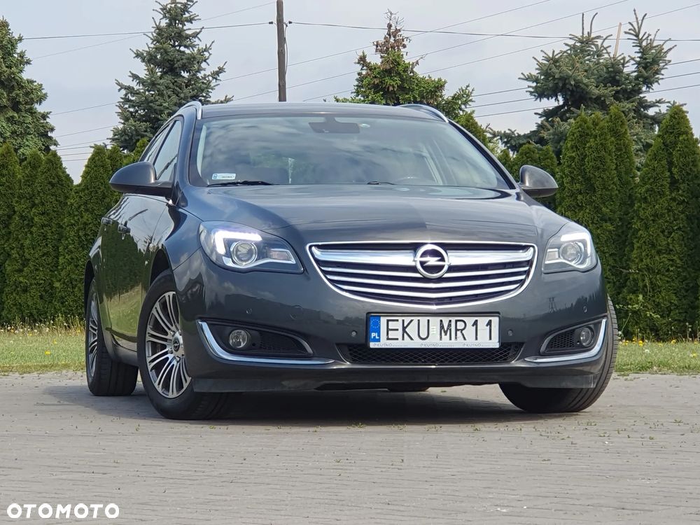 Opel Insignia - 1