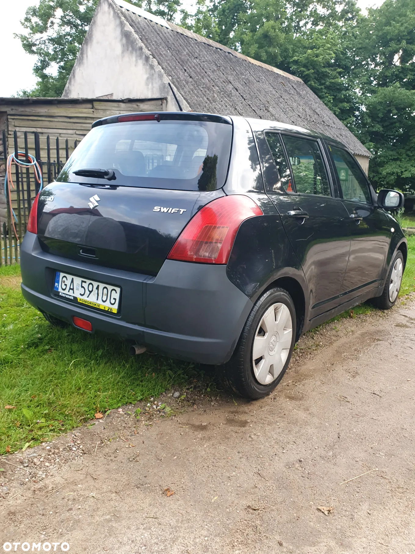 Suzuki Swift - 4