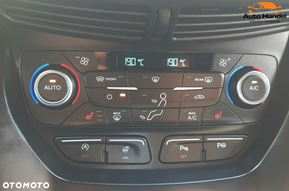 Ford Kuga 1.5 EcoBoost 2x4 ST-Line - 31