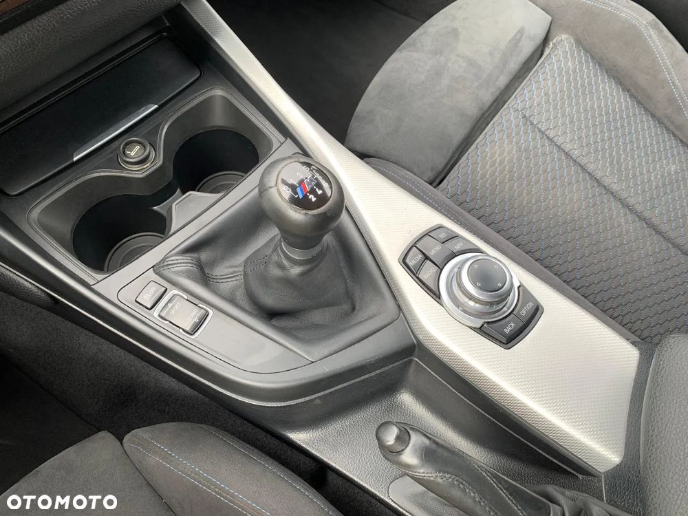 BMW Seria 1 116d M Sport - 12