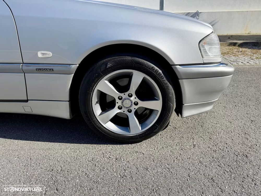 Mercedes-Benz C 250 - 7