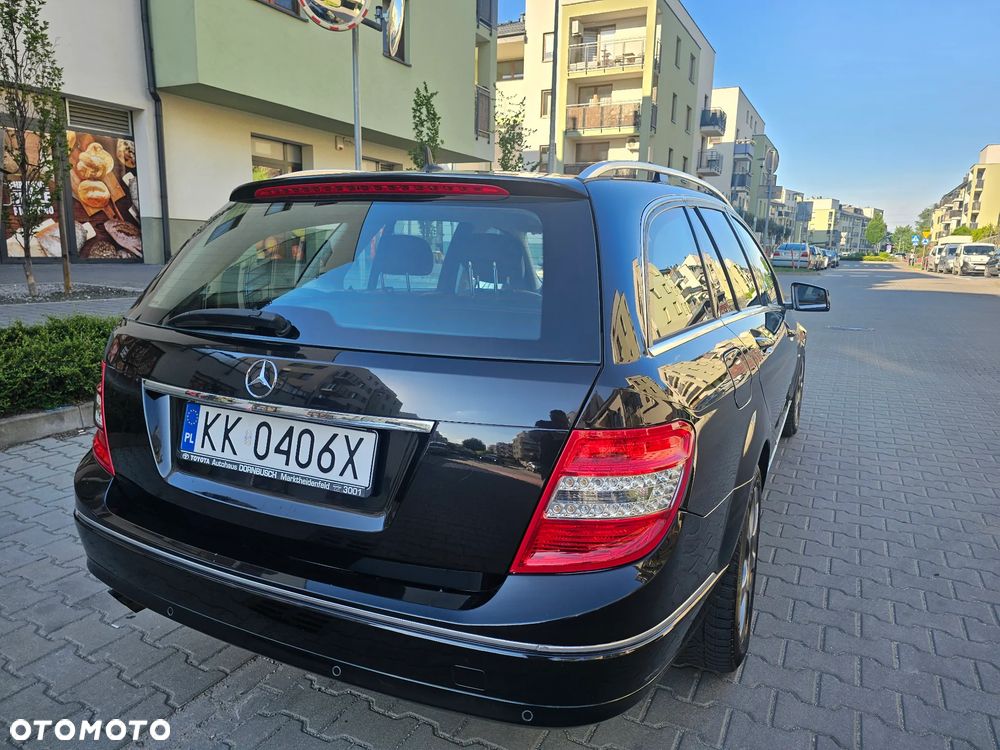 Mercedes-Benz Klasa C 180 BlueEFFICIENCY Avantgarde - 8