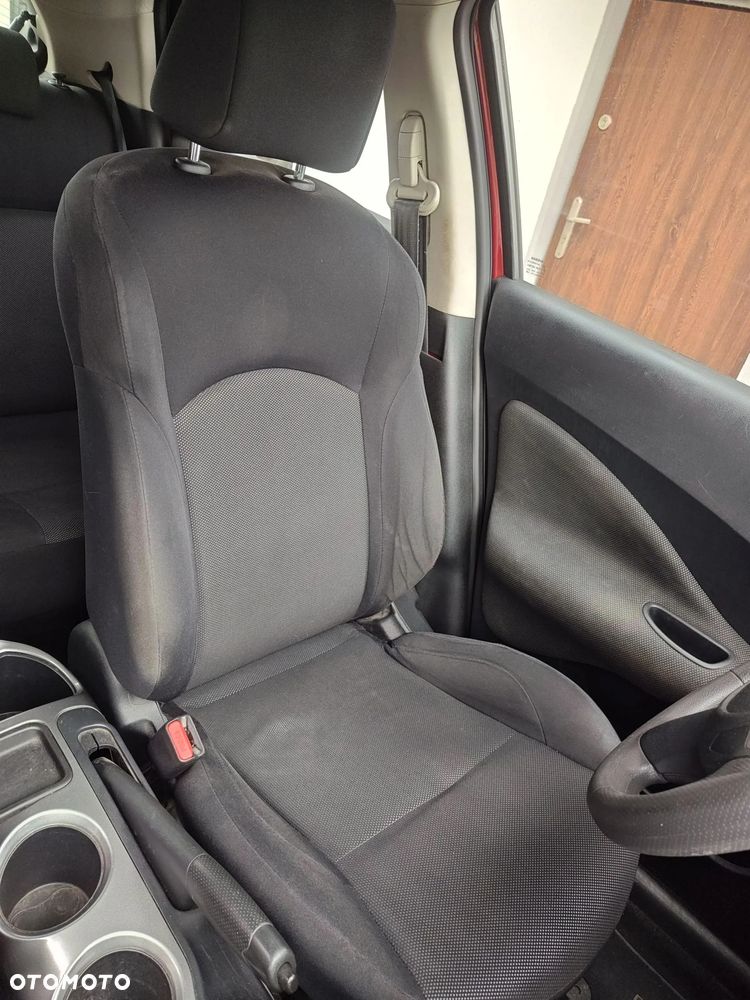 Nissan Juke 1.6 Visia - 9