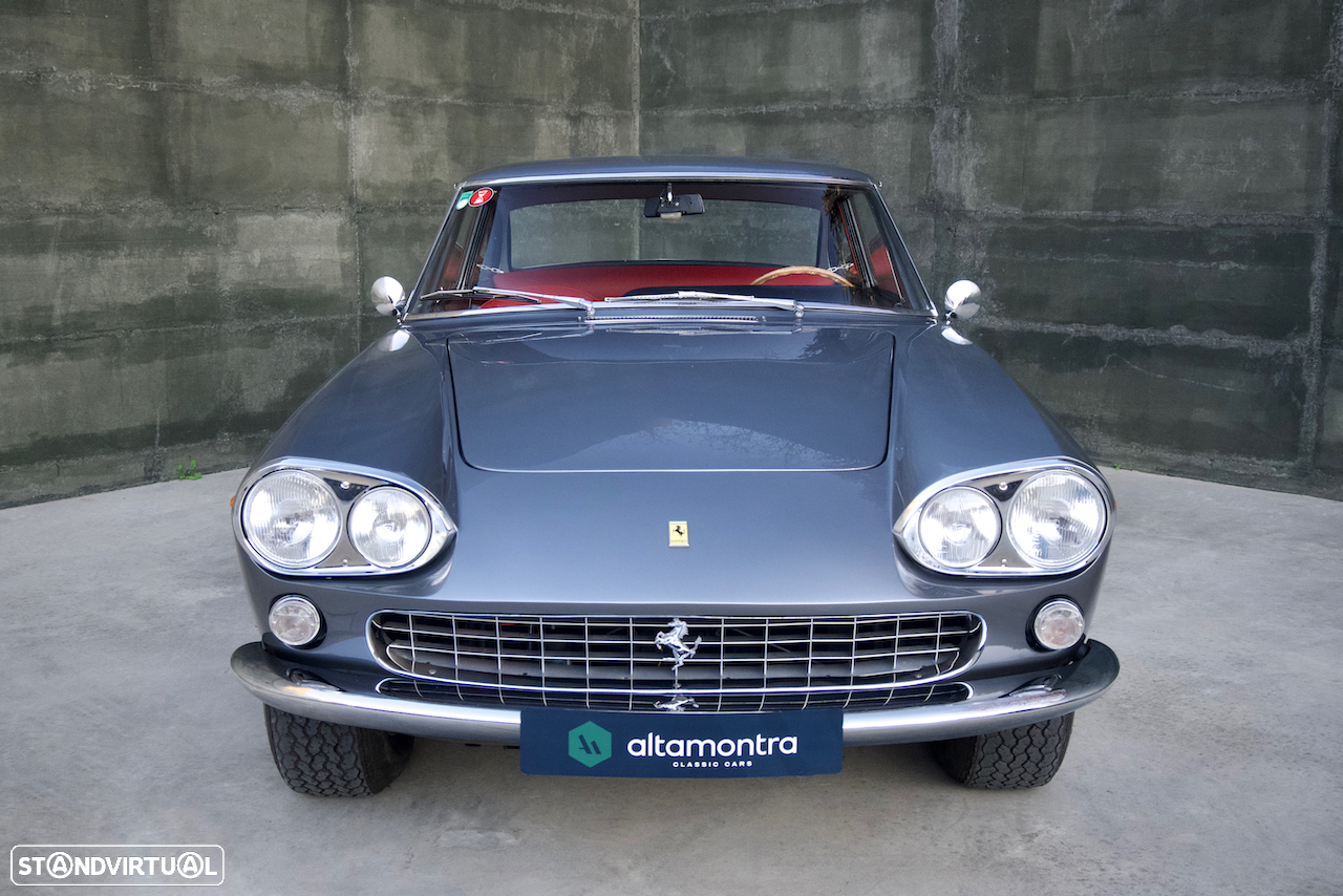 Ferrari 330 - 2