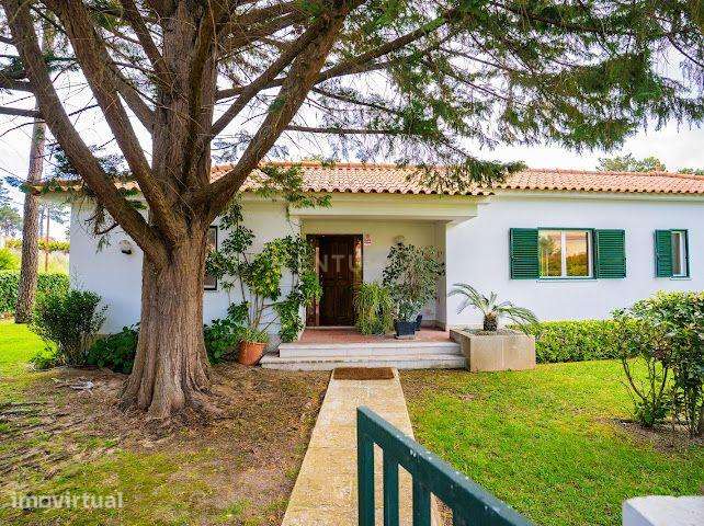 Moradia com jardim interior na Verdizela - Grande imagem: 2/40