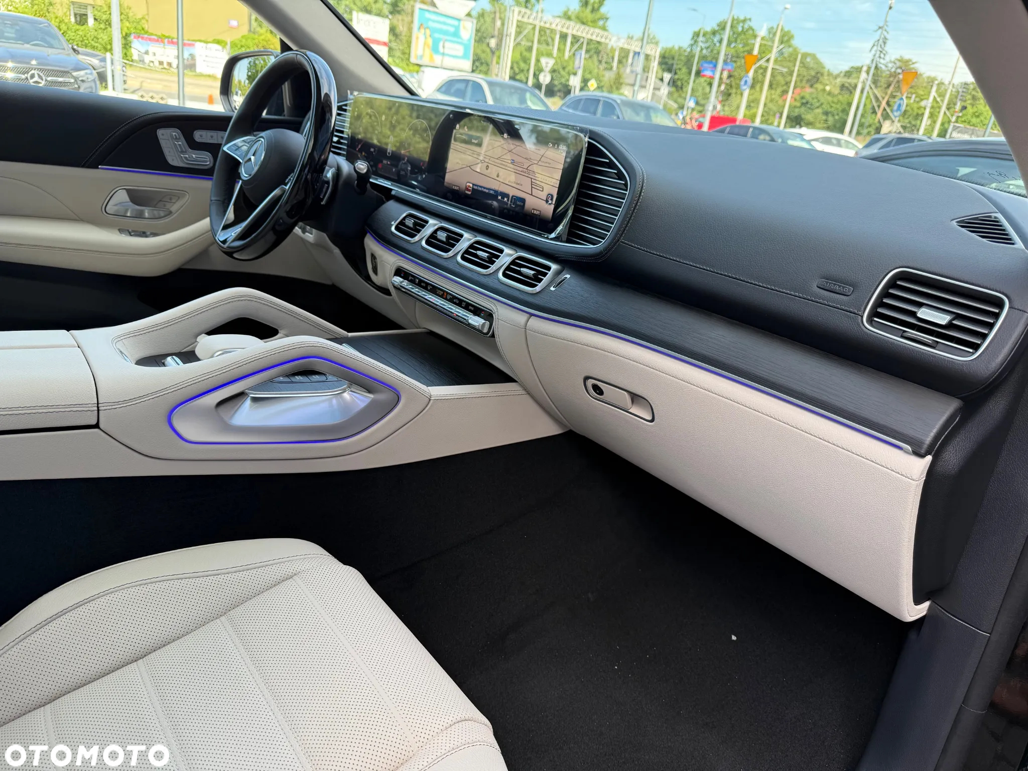Mercedes-Benz GLE - 16
