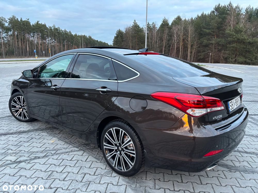 Hyundai i40 1.7 CRDi BlueDrive Premium DCT - 4