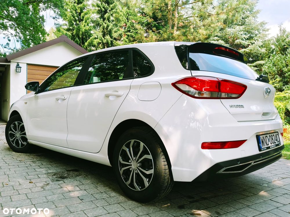 Hyundai i30 1.0 T-GDI Classic + - 12