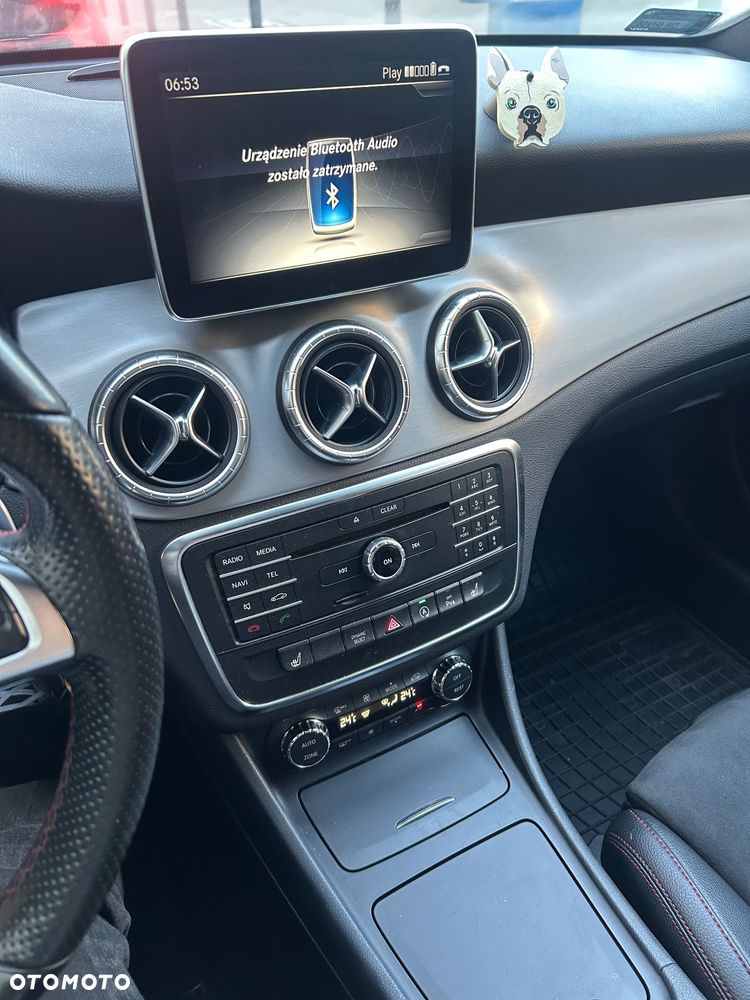 Mercedes-Benz CLA - 5