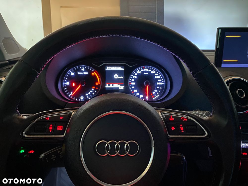Audi A3 Sportback 2.0 TDI S line Sportpaket - 3