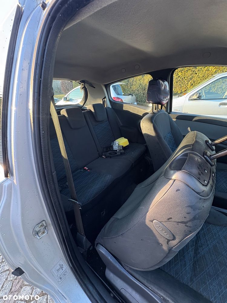 Renault Clio 1.2 16V Campus - 14