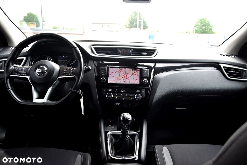 Nissan Qashqai 1.3 DIG-T N-Connecta - 15