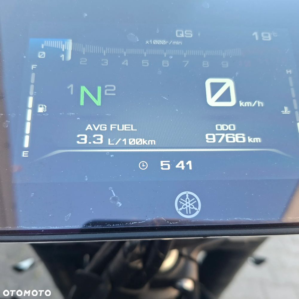 Yamaha MT - 8