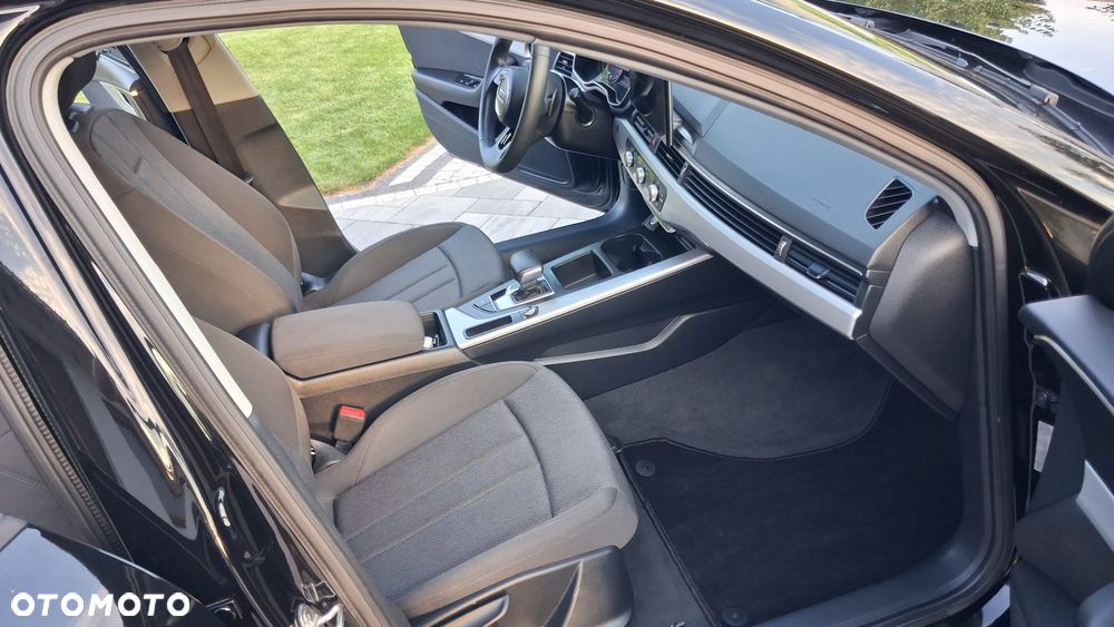 Audi A4 Avant 35 TFSI S tronic advanced - 31