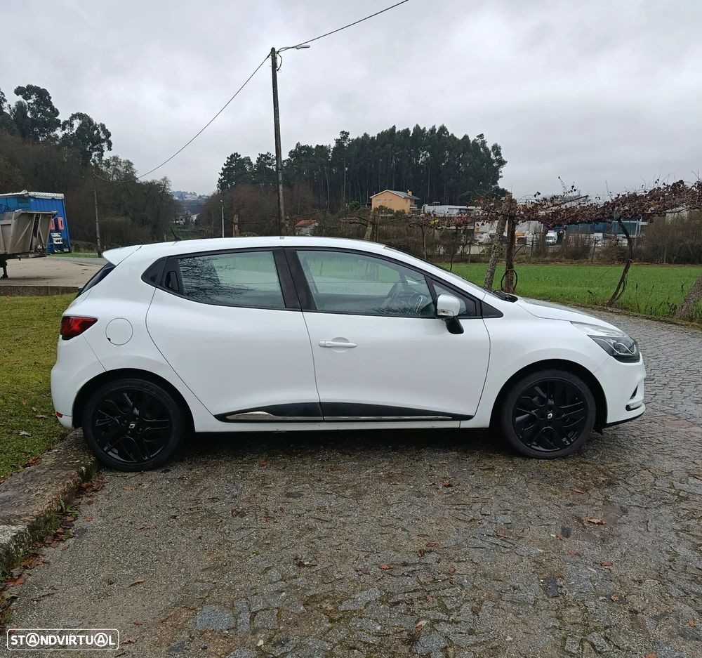 Renault Clio (Energy) dCi 90 Bose Edition - 8