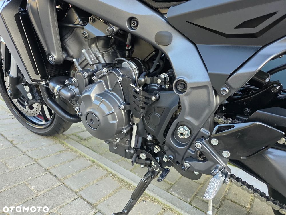 Yamaha MT - 7